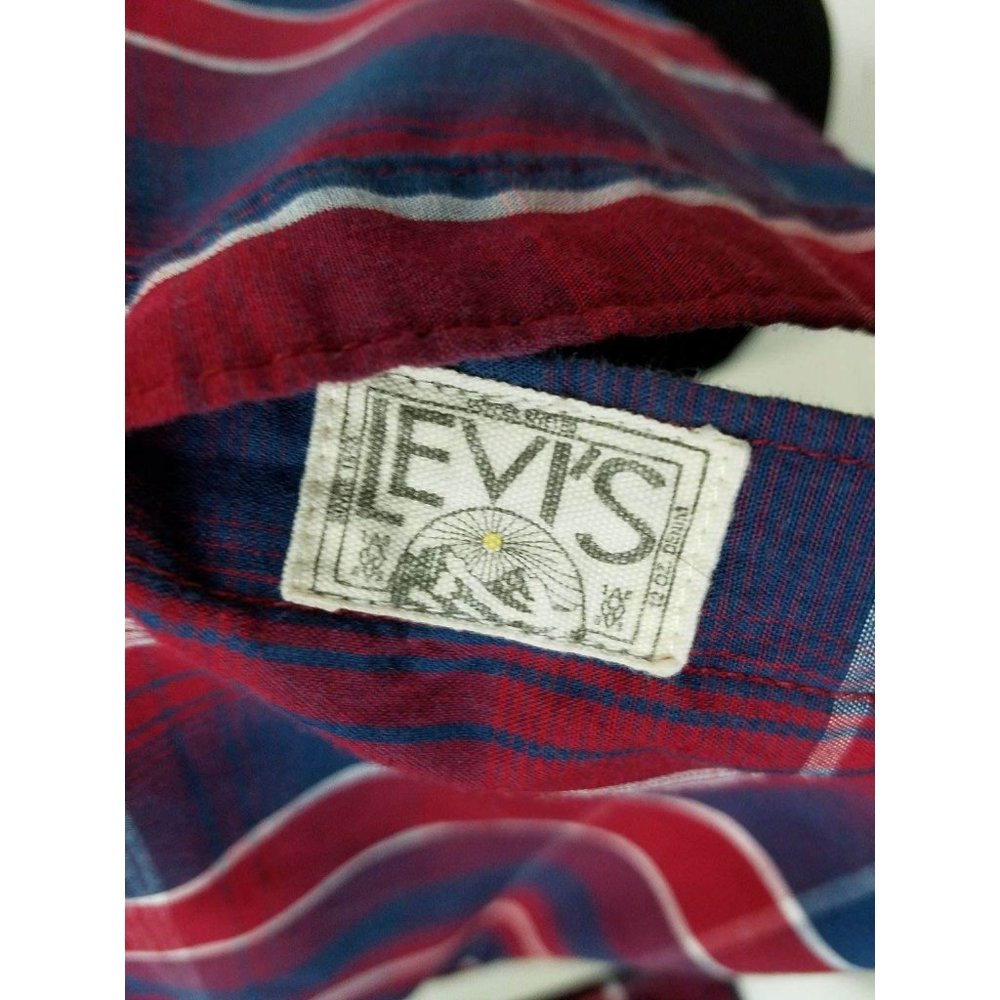 Levi's Strauss plaid shirt button front red blue modern fit Sz M - Picture 6 of 8